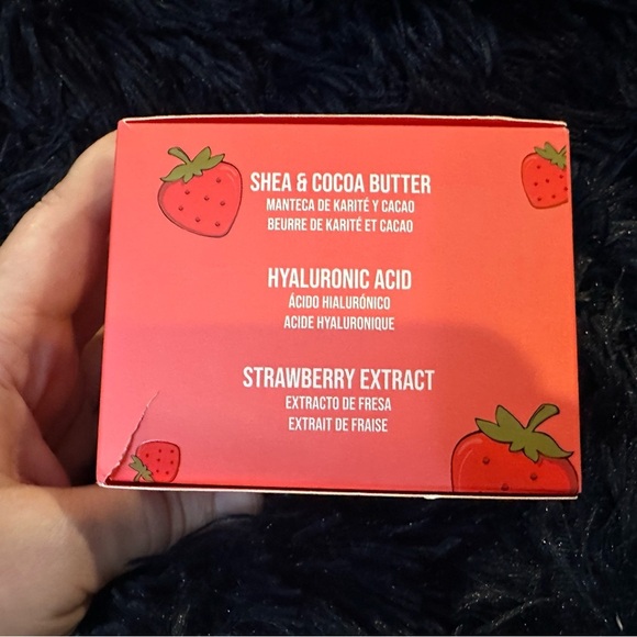 Dabney Lee Strawberry Gift Set - Picture 9 of 13